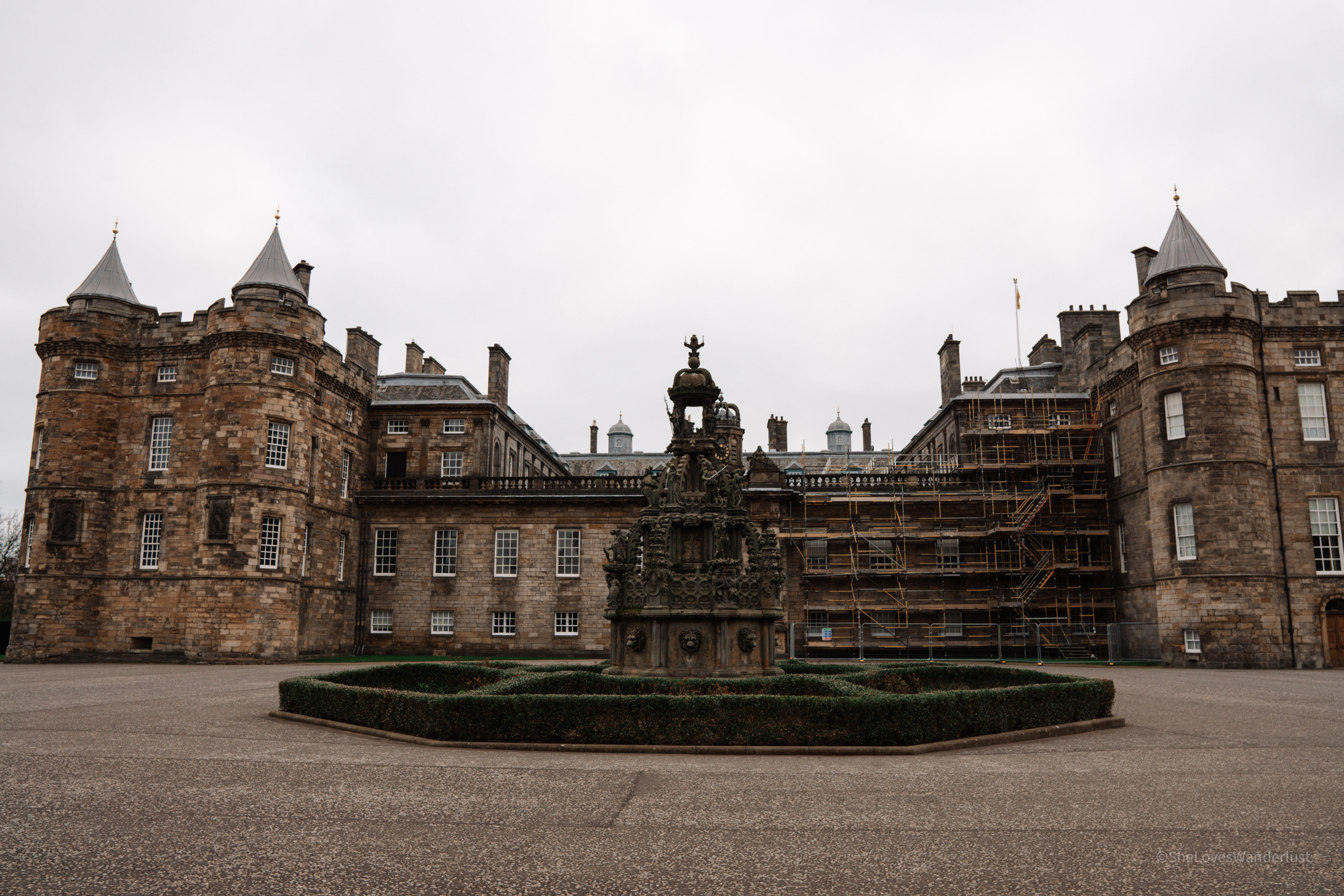 3 Days in Edinburgh - Palace of Holyroodhouse